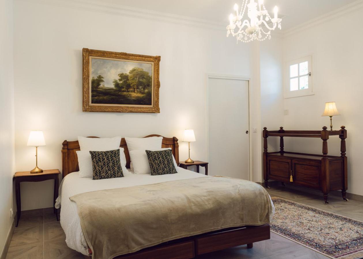 Manoir Et Appartements Avec Piscine Au Domaine De Bize Mirepoix 미르포아 외부 사진