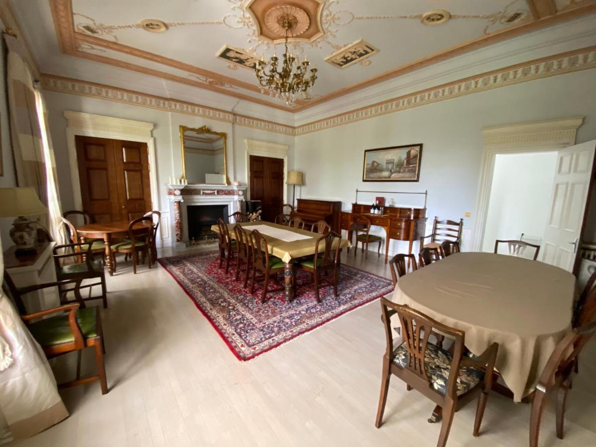 Manoir Et Appartements Avec Piscine Au Domaine De Bize Mirepoix 미르포아 외부 사진